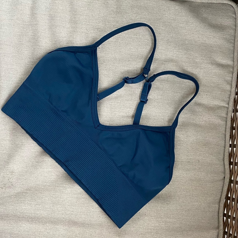 Lululemon ribbed bra